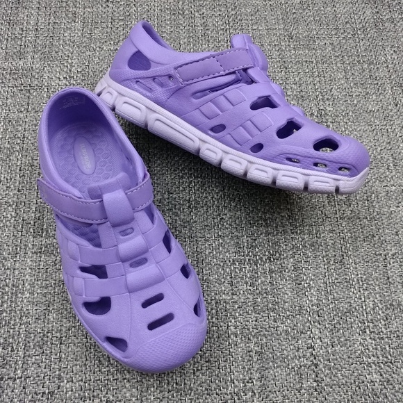 surprize by stride rite land and water shoes